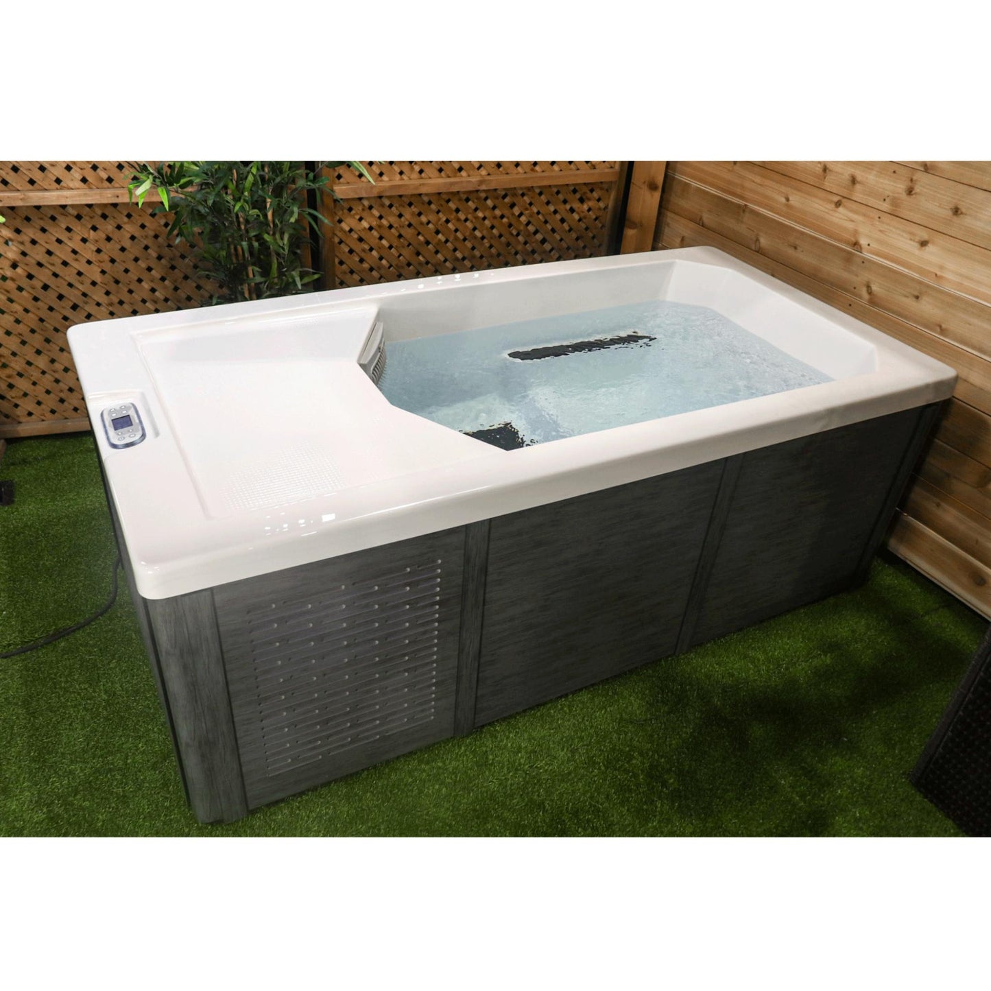 Liberty Spa Chill1000 Cold Plunge
